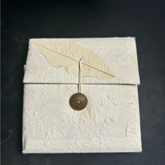 Novica Peridot and pearls mingle in an opulent design by Nareerat - Picture 6 of 7